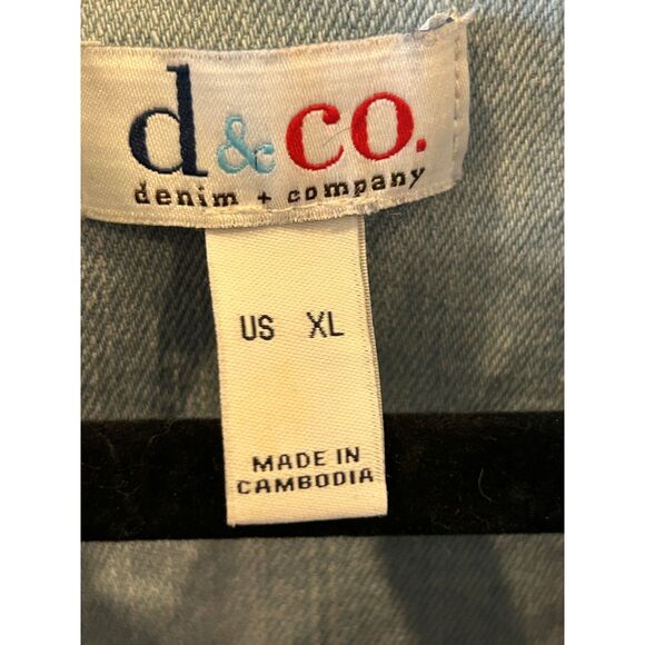 Denim & Company Embroidered Denim Jacket - Size XL - NWOT - Picture 3 of 7